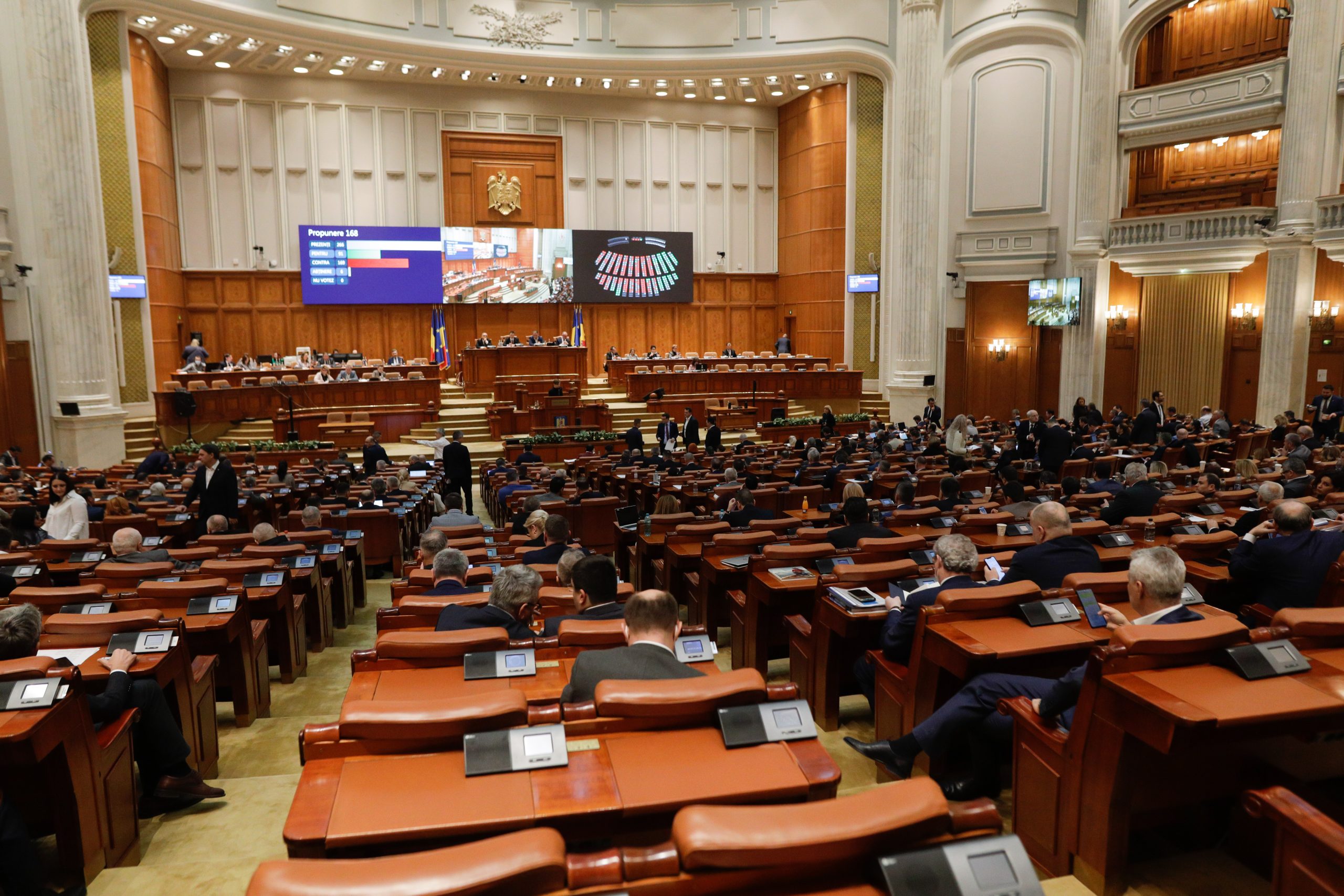 Un institut pentru formarea viitorilor politicieni va fi lansat la Cluj-Napoca