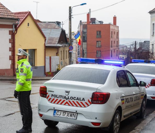 Noi echipamente de serviciu pentru agenții Poliției Locale din Cluj-Napoca/captură foto: Poliția Locală Cluj-Napoca Facebook.com