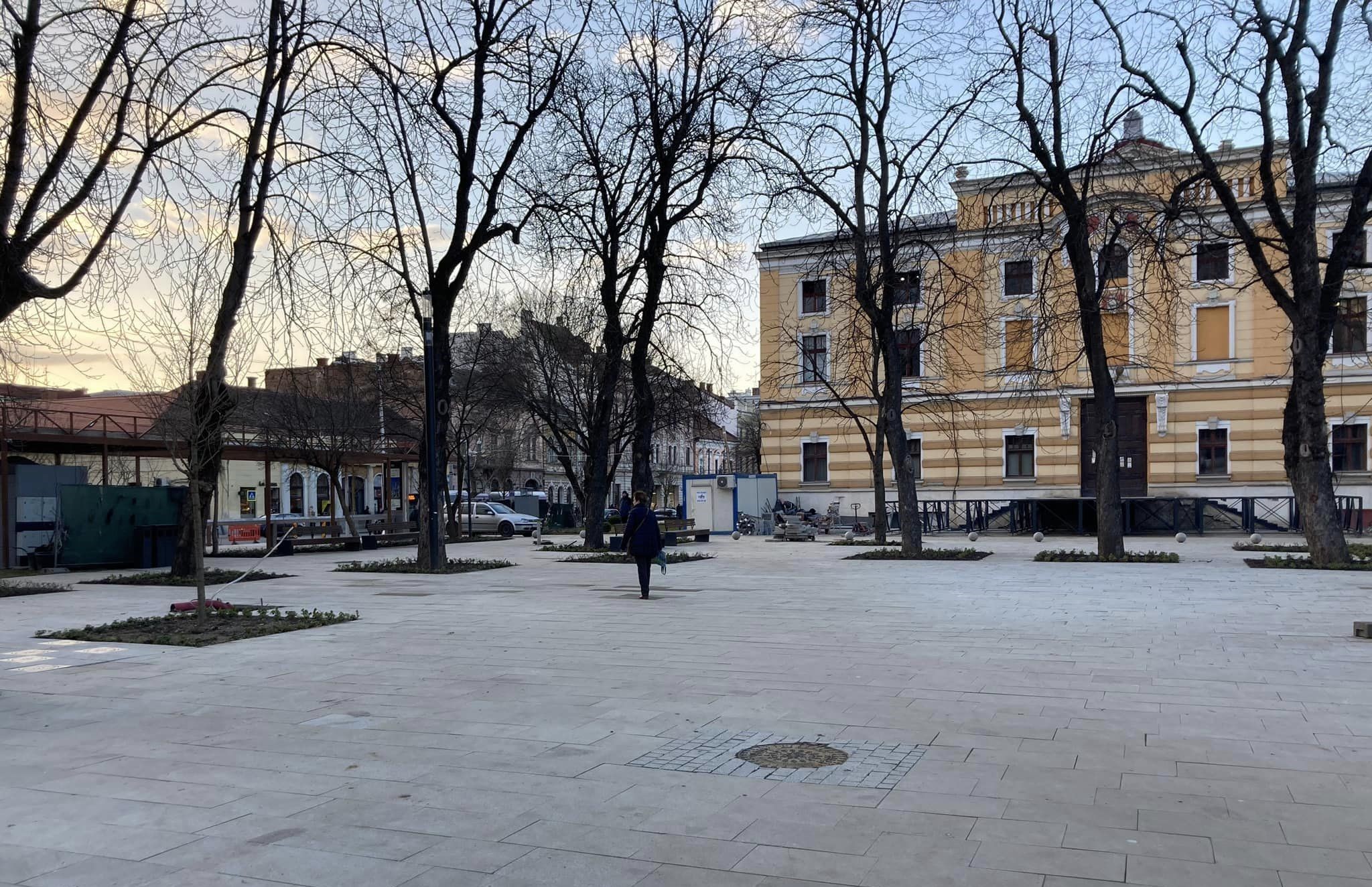 Mai mulți clujeni au reclamat pe social media că în centrul Clujului și zona Kogălniceanu este „plin de granit”