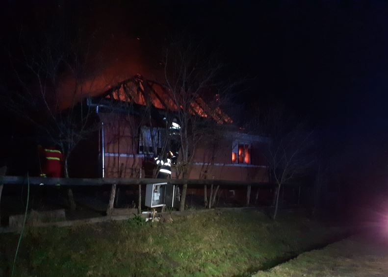 Incendiu în Sâmboleni / Foto: ISU Cluj