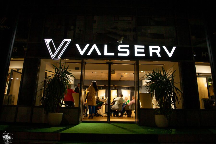 Showroom Valserv