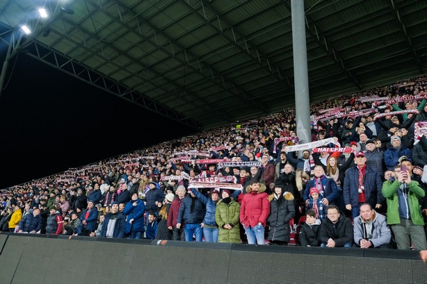 Suporterii CFR Cluj se mobilizează înainte de meciul cu „U” Cluj /FOTO: CFR Cluj - Facebook