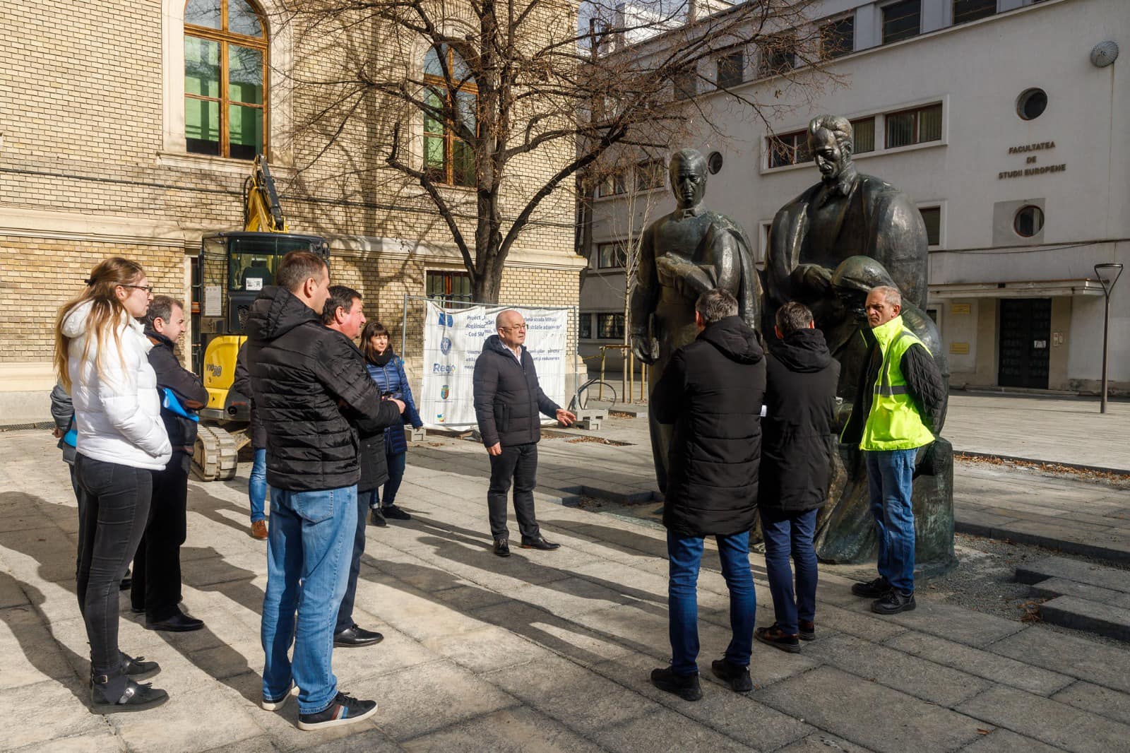 Primăria ar pierde finanțarea europeană în cazul rezilierii. FOTO: Facebook/ Emil Boc