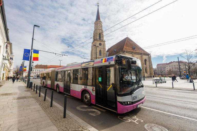 Jumătate de flotă de transport