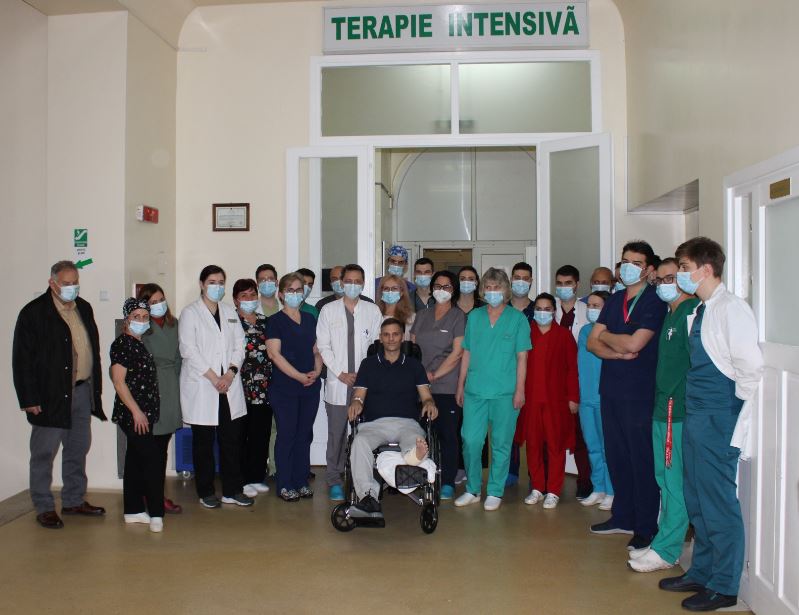 Echipa de medici ai SCJU Cluj și Tudor