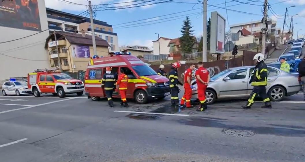 Accident pe strada Teodor Mihali / Foto: captură video - Info Trafic Cluj-Napoca