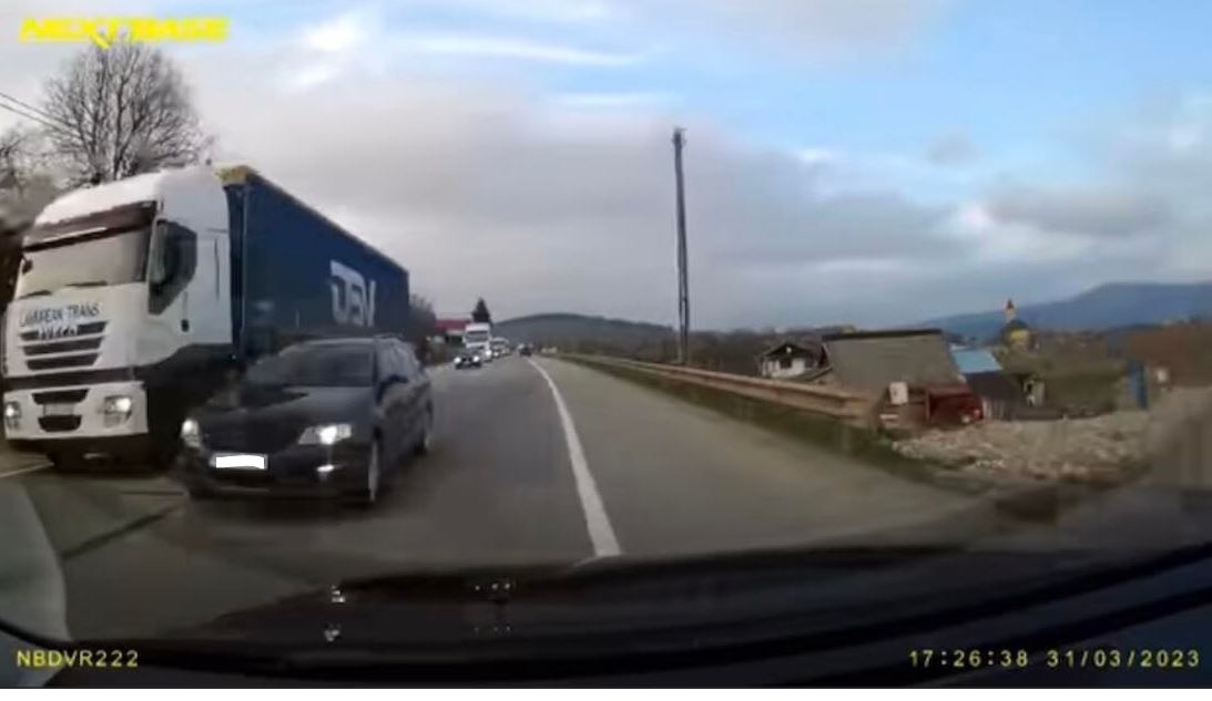 Șofer kamikaze
