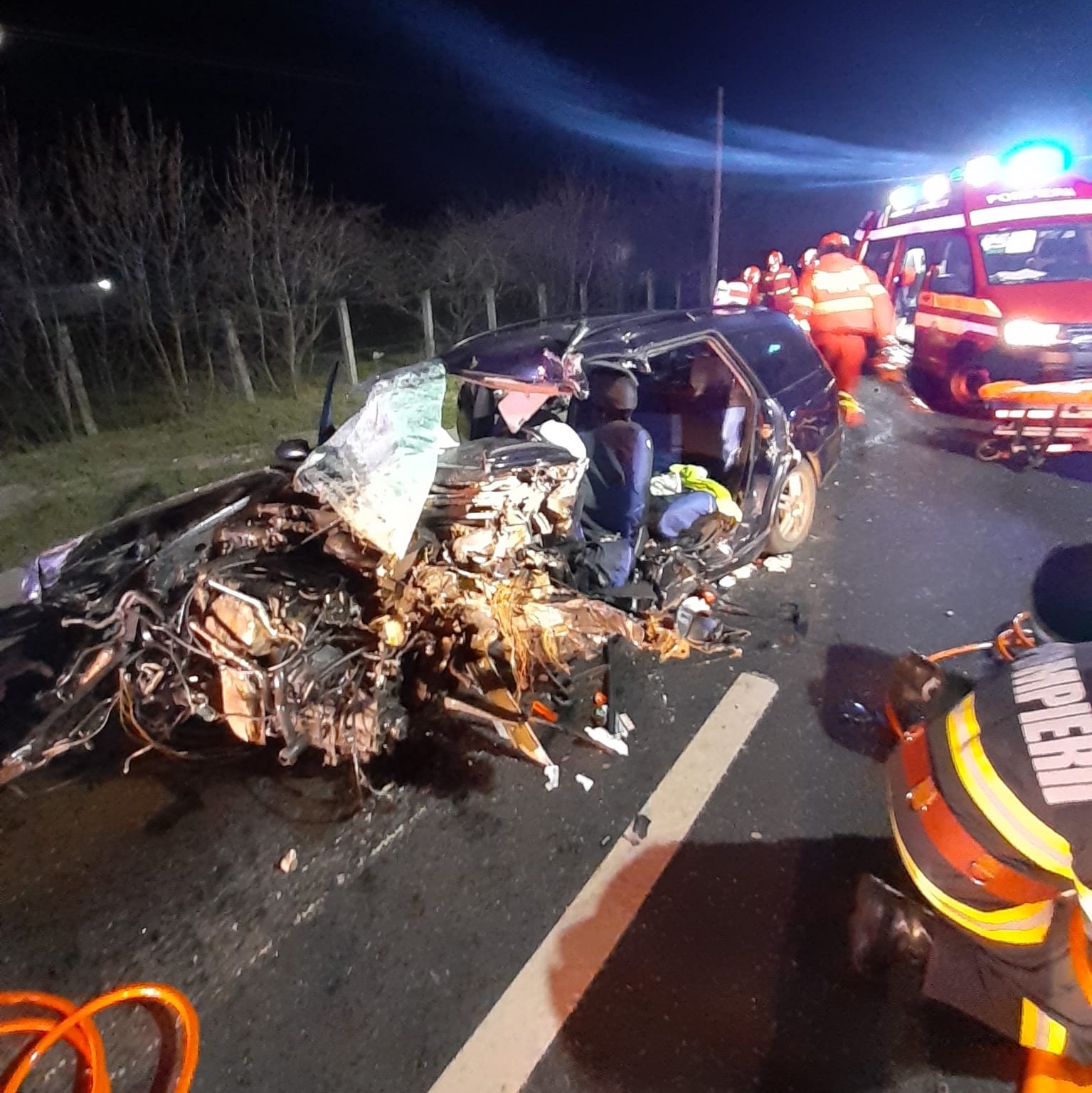 Accident cu un mort și doi răniți