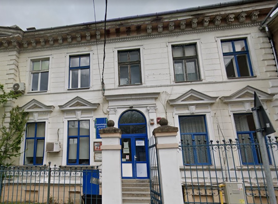 Clădirea de pe strada Victor Babeș. Sursă foto Google Earth