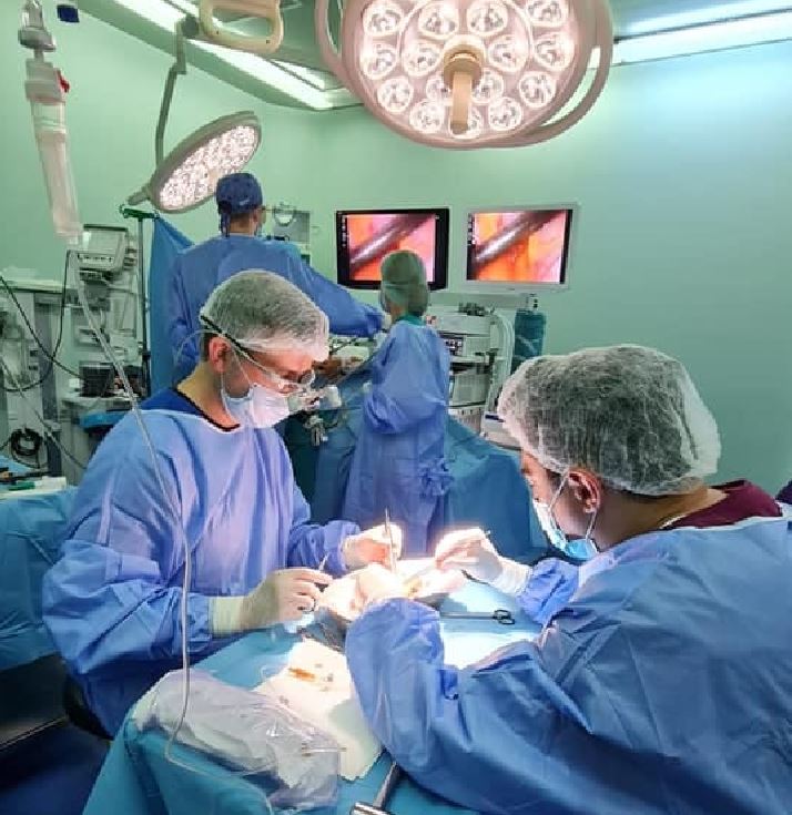 Transplant de la copil la adult / Foto: Facebook - ICUTR