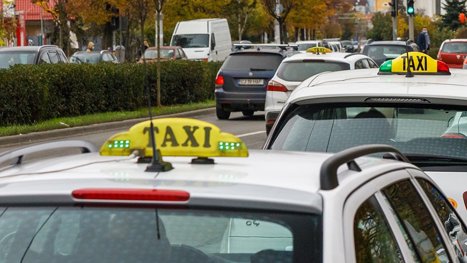 Taximetriștii vor ca firmele de ride sharing