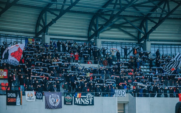 Suporterii Universității în deplasarea de la Sibiu /FOTO: FC Universitatea Cluj - Facebook