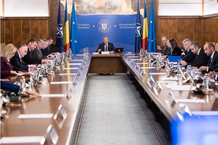 Guvernul pregătește măsuri drastice pentru tăierea cheltuielilor. FOTO: gov.ro