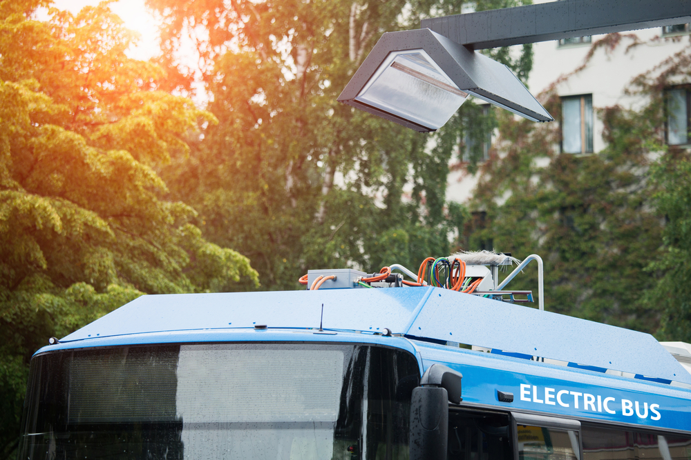 Ministerul Educației vrea să cumpere autobuze electrice /FOTO: depositphotos.com