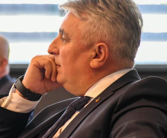 Lucian Bode pierde încă un proces în cazul doctoratului plagiat/Foto: Lucian Bode Facebook.com