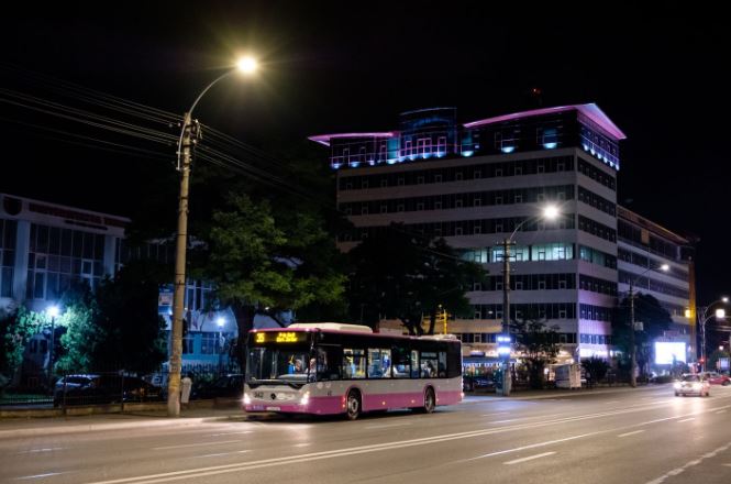 Program prelungit la autobuze / Foto: Facebook - Compania de Transport Public