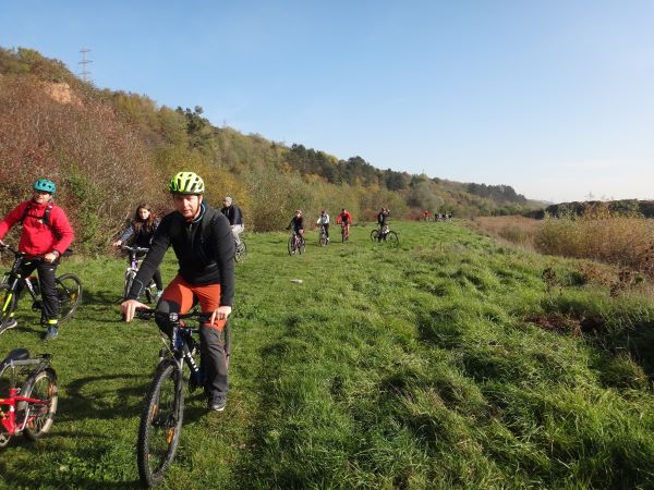 Clujenii dornici de o „evadare” din aglomerația urbană au ocazia de a participa la un tur ghidat pe bicicletă care va avea loc