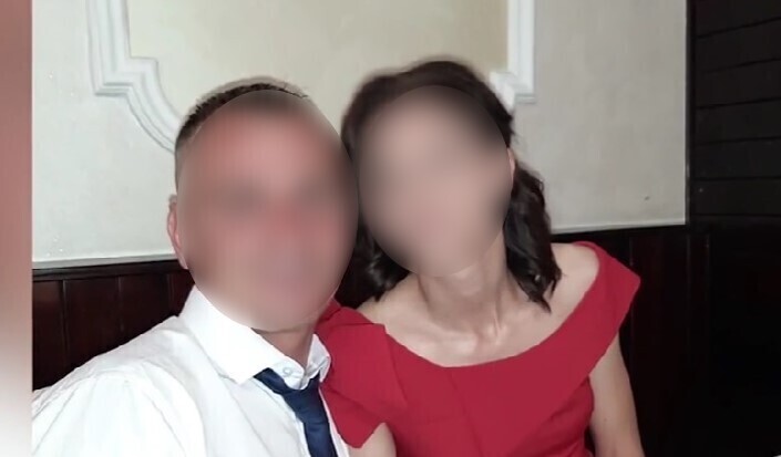 Femeia din Dezmir care și-a ucis soțul în fața copilului de 3 ani a fost arestată preventiv/ Foto: observatornews.ro