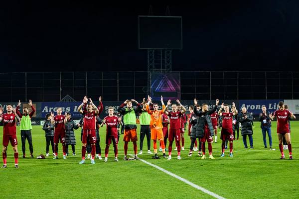 Jucătorii CFR Cluj după un meci /FOTO: CFR Cluj - Facebook