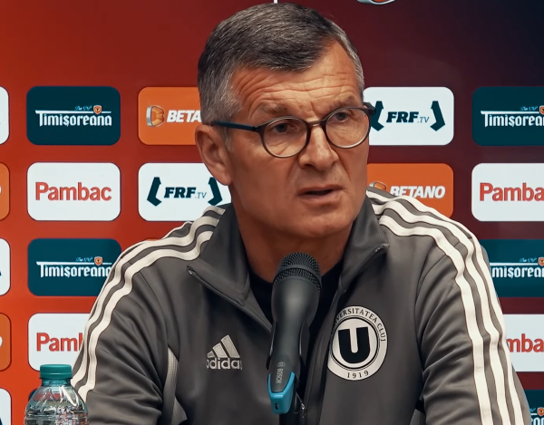Ioan Ovidiu Sabău la conferința de presă dinaintea meciului /FOTO: FC Universitatea Cluj - Facebook