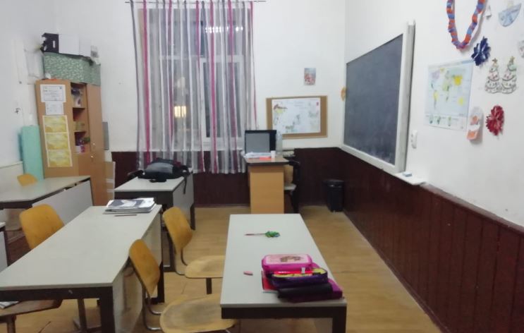 Mesajul emoționant al unei profesoare din Cluj care a amenajat din resurse proprii sala de clasă pentru elevi/Foto: Mihaela Ciupei Facebook.com