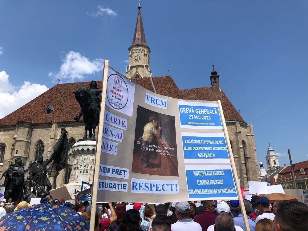 Profesorii clujeni au protestat