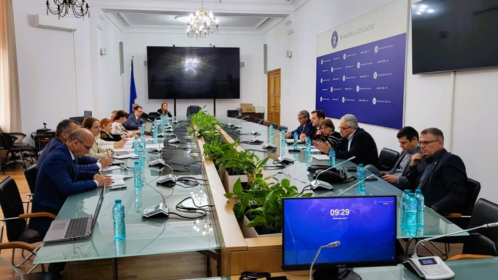 Întâlnire între reprezentanții Ministerului Educației și cei ai sindicatelor reprezentative din învățământul preuniversitar. Foto Facebook Ministerul Educației