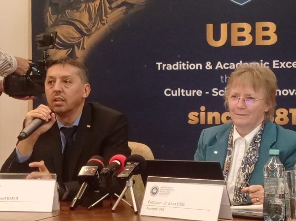 Prof. univ. dr. Daniel David