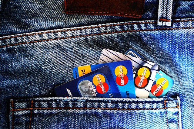 Card bancar/ Foto: pixabay.com