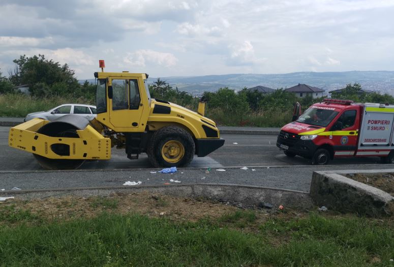 Un bărbat a intrat în stop cardiac în timp ce se deplasa cu un utilaj pe o stradă din Cluj-Napoca / Foto: ISU Cluj