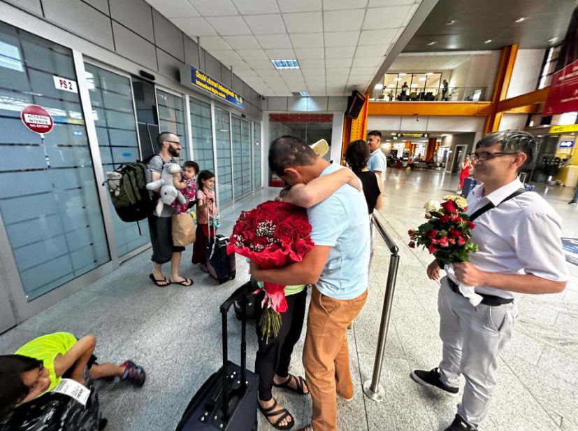 Întâlnire emoționantă pe Aeroportul Internațional Cluj / Foto: pagina de Facebook a aeroportului