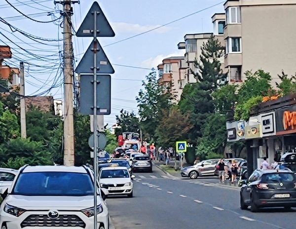 O persoană a fost găsită moartă într-un apartament de pe strada Dunării/ Foto: cititor monitorulcj.ro