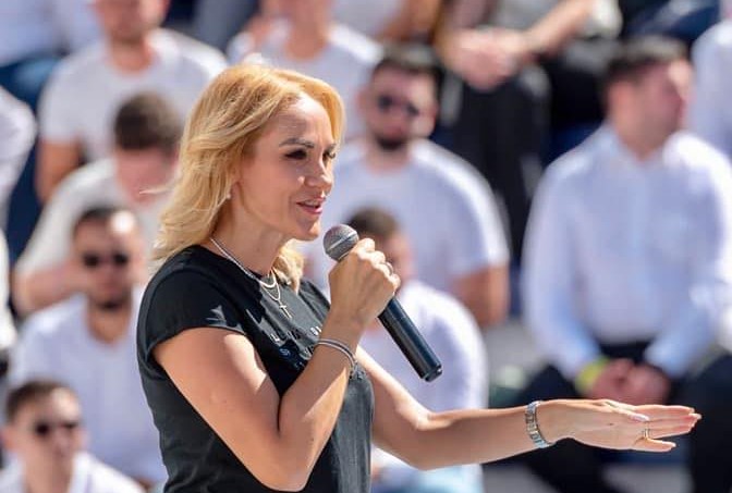 Gabriela Firea/ Foto: Gabriela Firea - Facebook