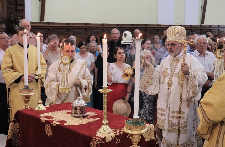 Racla cu relicva Sfintei Ana a fost adusă în Cluj
