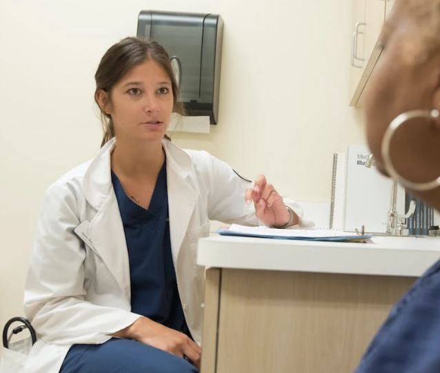 Medicii de familie din Cluj semnalează deficiențele platformei informatice a asigurărilor de sănătate