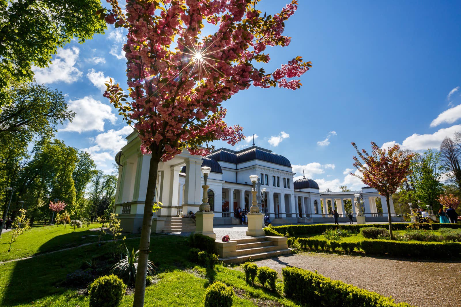 Zi însorită în Parcul Central