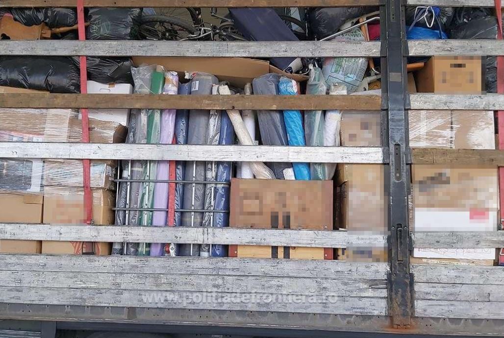 Deșeuri oprite la intrarea în România/Foto: politiadefrontiera.ro