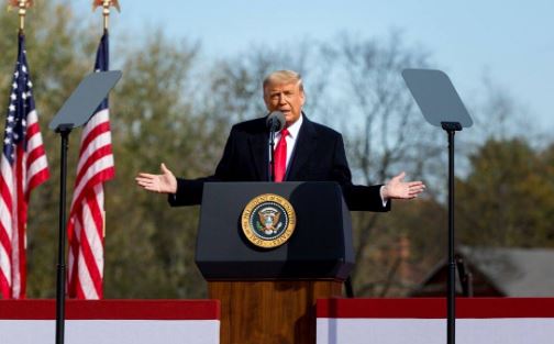 în imagine: Donald Trump
