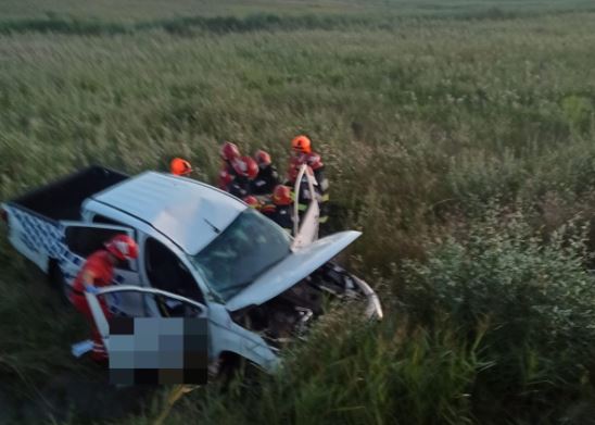 Accident rutier Centura Vâlcele-Apahida. Mașină ieșită în decor/Foto ISU Cluj