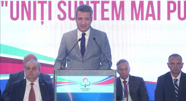 Deputatul Patriciu Achimas Cadariu la Conferinta Partida Romilor ProEuropa