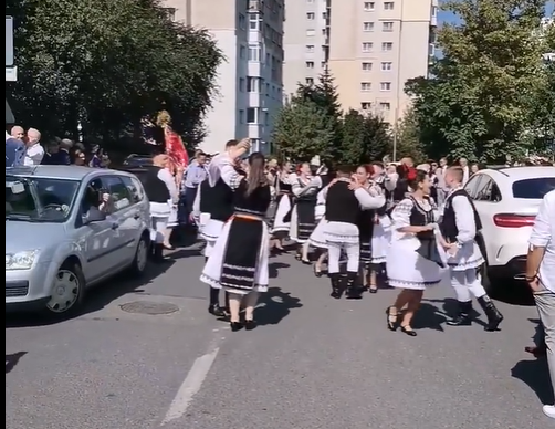 Un alai de nuntă