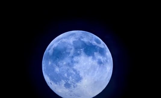SuperLuna Albastră