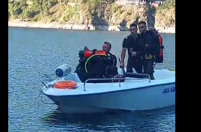 Un tânăr de 23 de ani din Huedin este căutat de autorităţi