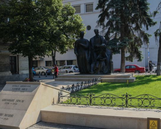 Grupul Statuar „Școala Ardeleană”