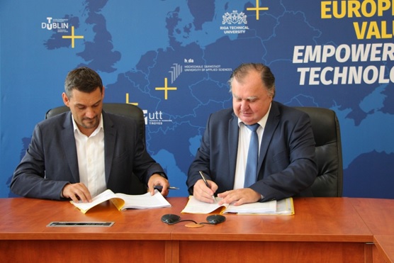 Rectorului Universității Tehnice din Cluj-Napoca (UTCN)
