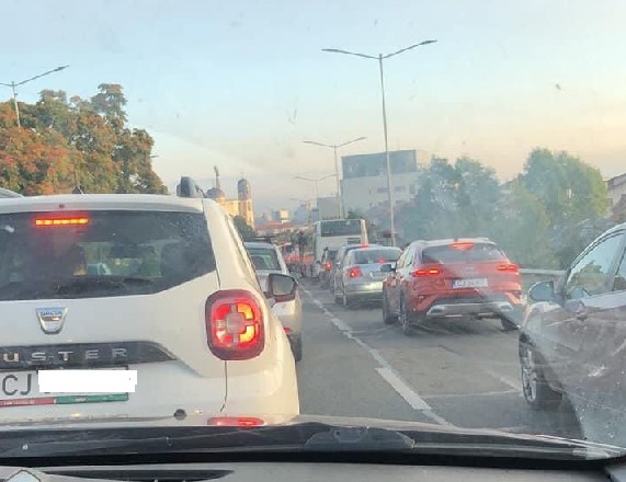 Trafic îngreunat pe Calea Turzii