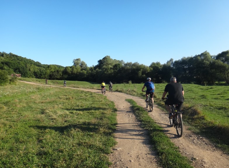 Tură biciclistică pe Valea Căpușului /  Foto: arhivă Clubul de Cicloturism „Napoca”