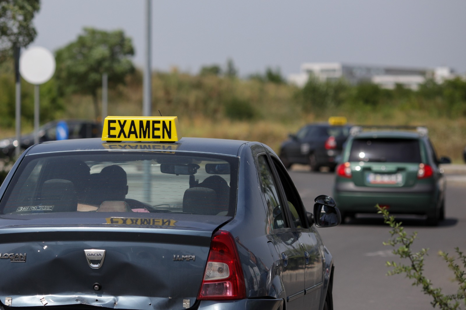 Tânăr prins cu droguri la examenul auto / Foto: Inquam Photos / Octav Ganea