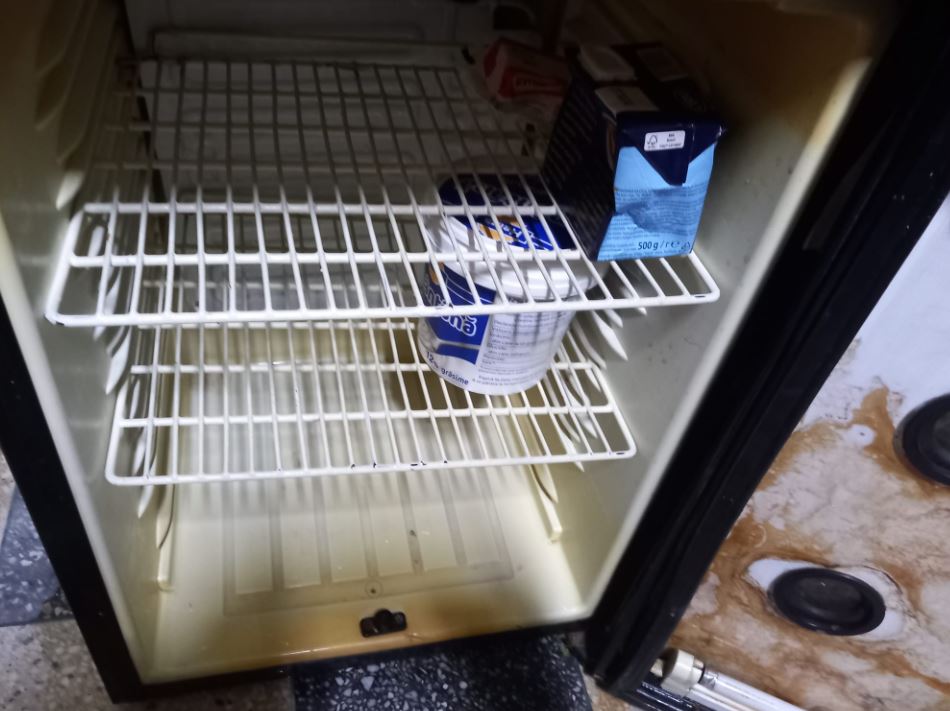 Nereguli constatate de inspectorii de la Protecția Consumatorilor la un restaurant din Cluj/Foto: Protecția Consumatorilor Cluj