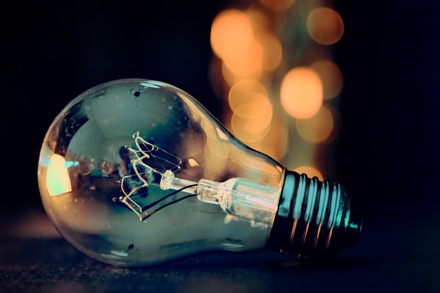 Facturile la energie îi sărăcesc pe români/ Foto: pixabay.com